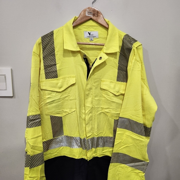 National Safety Apparel X-Large Hi-Vis Yellow And Black VIZABLE® FR Cotton/Nylon - Picture 3 of 16